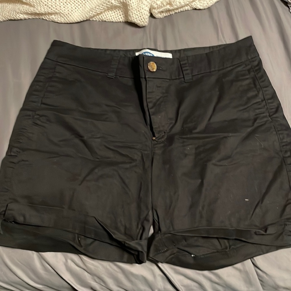 Black old navy everyday shorts. Size 8